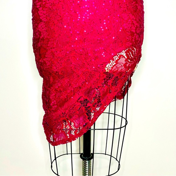 NWT GUESS Sequin & Lace Asymmetrical Dress - Picture 3 of 10